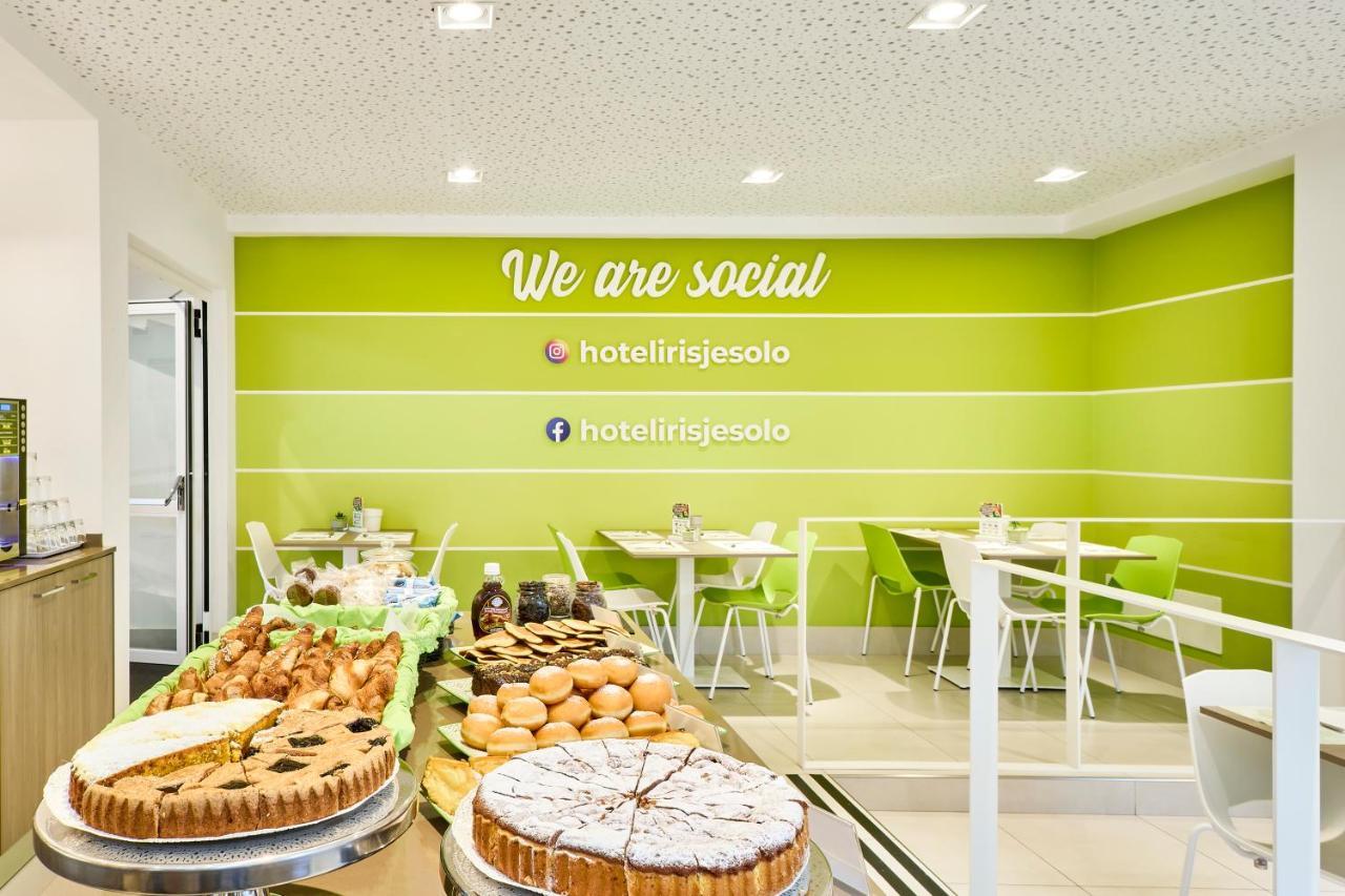 Hotel Iris Jesolo Exterior photo