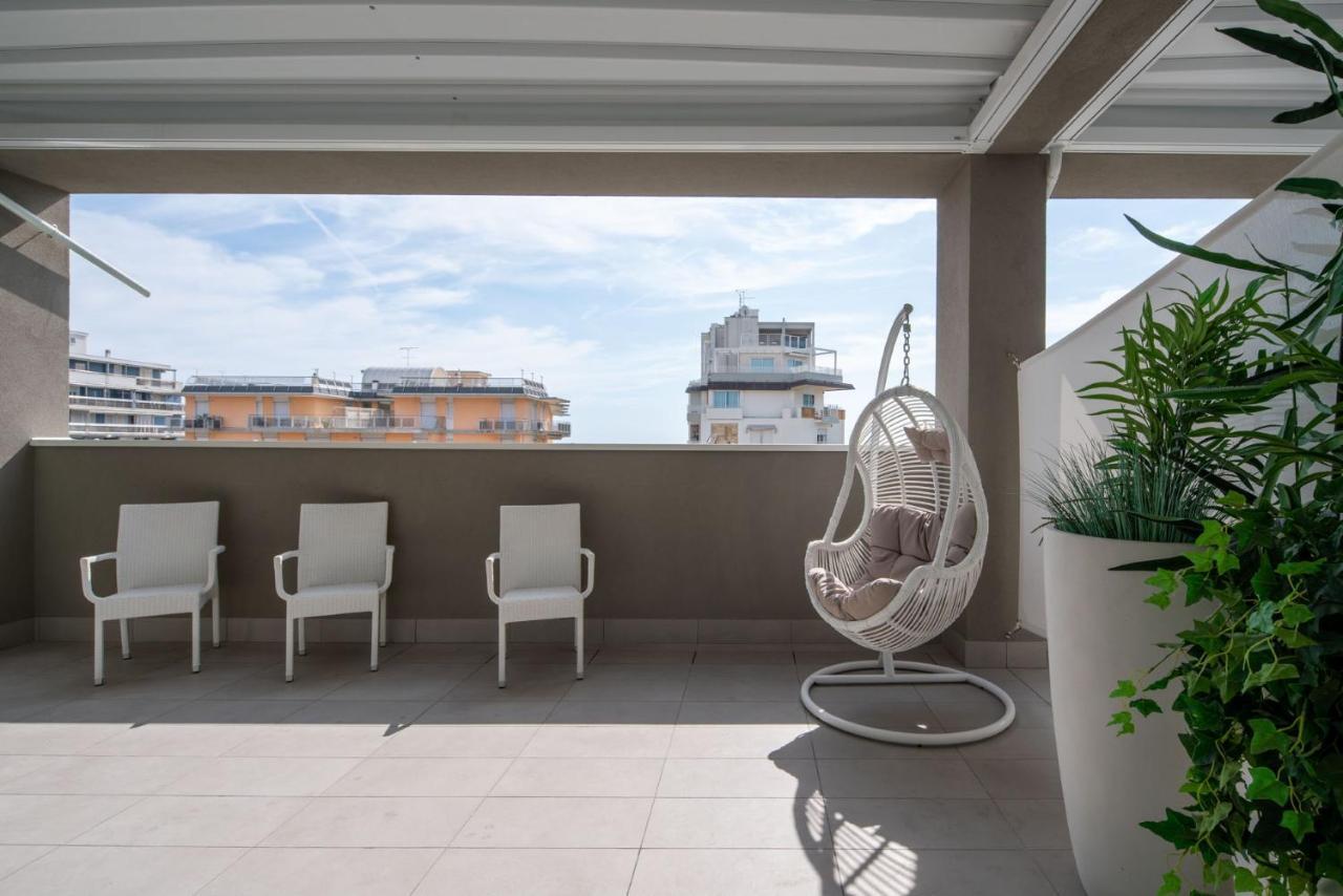 Hotel Iris Jesolo Exterior photo