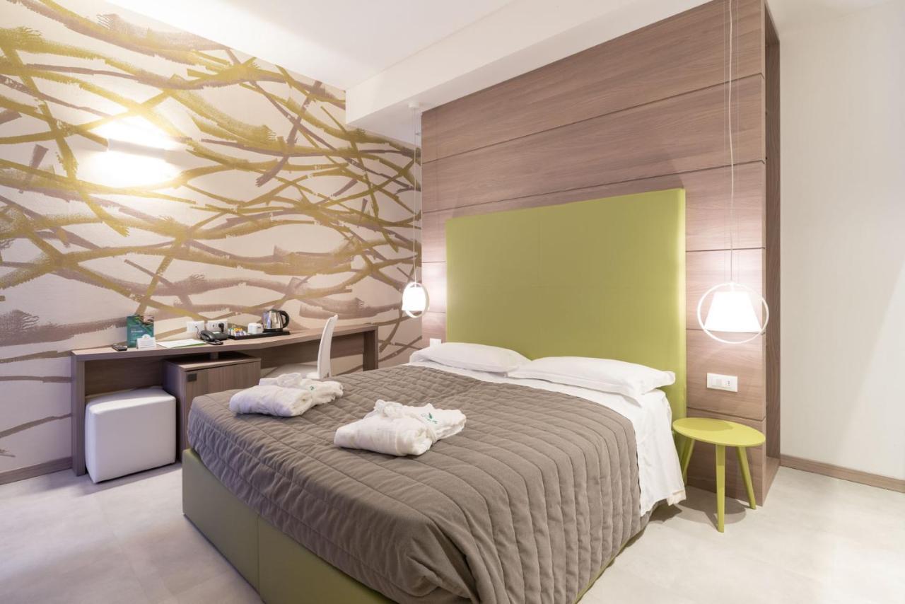 Hotel Iris Jesolo Exterior photo