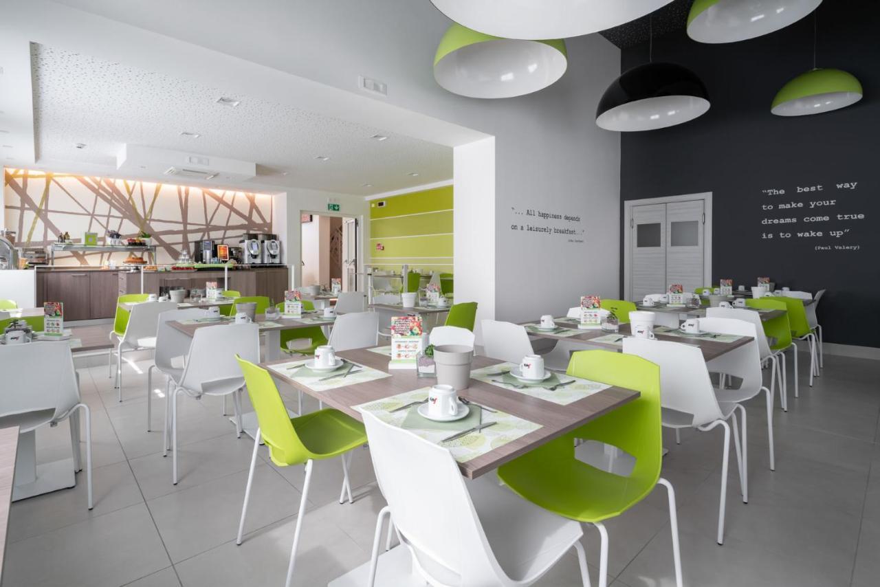 Hotel Iris Jesolo Exterior photo
